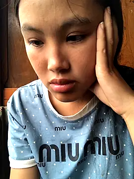 Snapshot of Mai_lovely chatting on 10-14-25, 07:53 Mai lovely online show from 10-14-25, 07:53