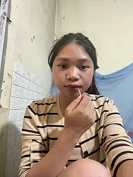 Mayy1 online show from 06-05-26, 07:03