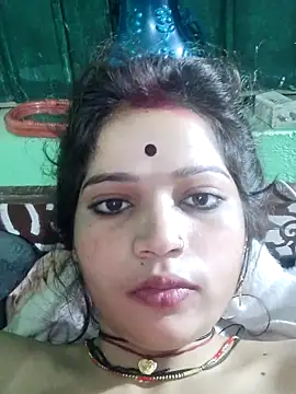 Snapshot of Mahek_love143 chatting on 01-19-26, 01:09 Mahek love143 online show from 01-19-26, 01:09