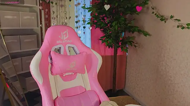 Al1ice Moures online show from 02-05-26, 09:25