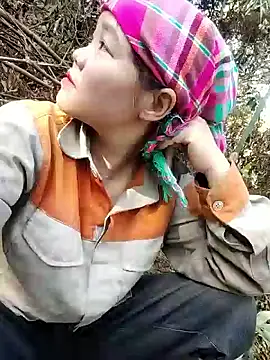 Meomeo-meo online show from 11-27-25, 02:13