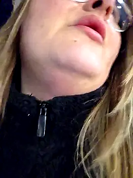 HornyBella88 online show from 01-11-26, 04:45