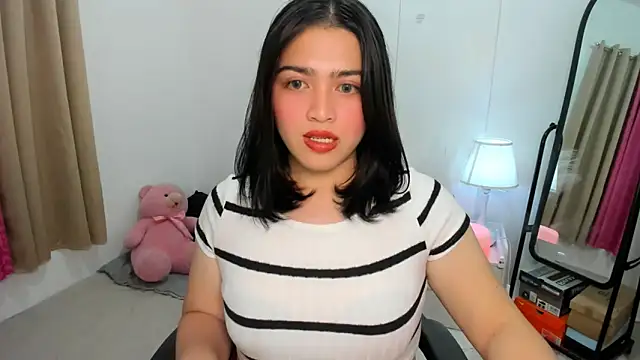 Snapshot of BubbbleButtDemi chatting on 10-04-25, 10:46 BubbbleButtDemi online show from 10-04-25, 10:46