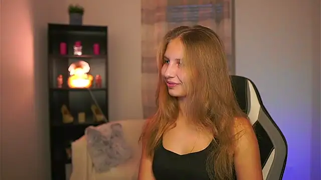 emmie murray online show from 12-04-25, 02:04