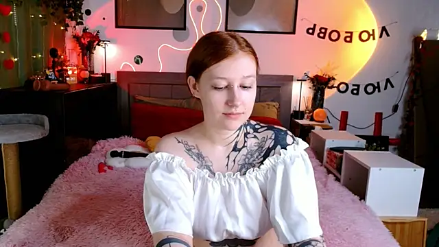Ayla Hicks online show from 06-30-26, 02:45