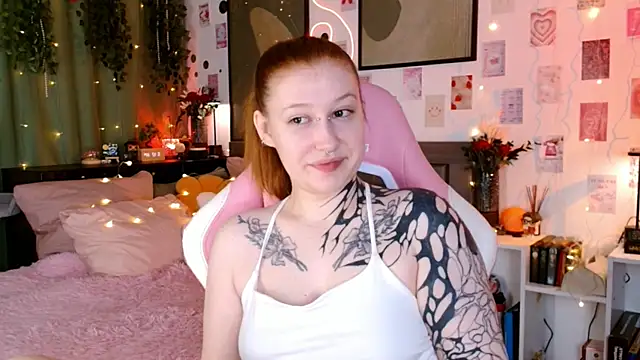 Ayla Hicks online show from 07-10-26, 03:11