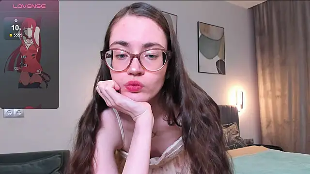 Snapshot of bellacatlovesmeat chatting on 10-12-25, 07:02 bellacatlovesmeat online show from 10-12-25, 07:02