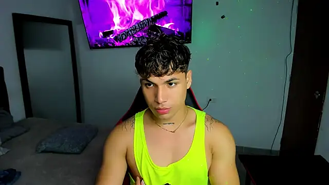 Snapshot of Adams_Collins chatting on 09-26-25, 11:20 Adams Collins online show from 09-26-25, 11:20