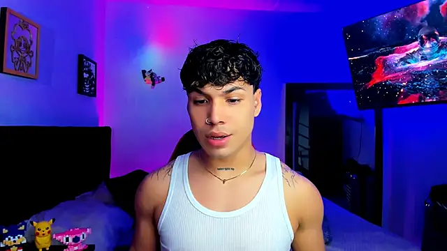 Snapshot of Adams_Collins chatting on 11-26-25, 11:00 Adams Collins online show from 11-26-25, 11:00