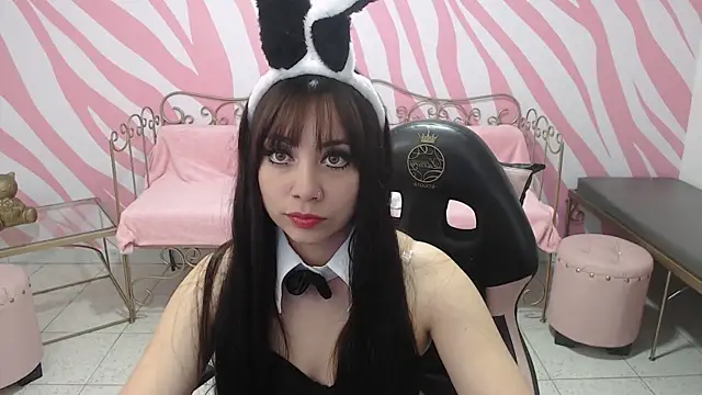 saabrina  online show from 09-26-25, 01:59