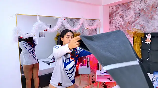 Aliss Star online show from 12-19-25, 12:01