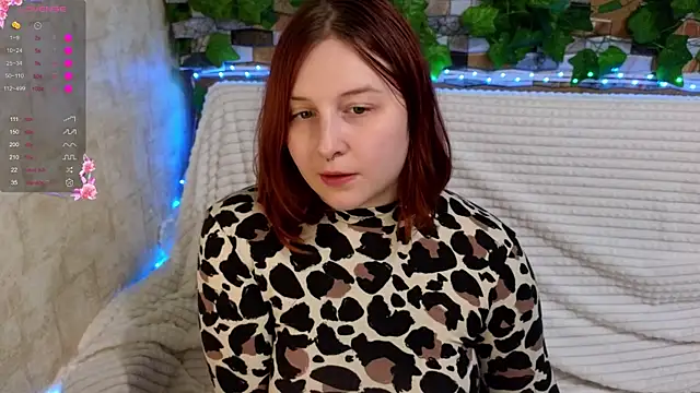 Snapshot of Belinda_Starlight chatting on 10-23-25, 03:33 Belinda Starlight online show from 10-23-25, 03:33