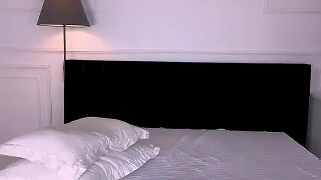 NoraAddams online show from 04-09-26, 06:19