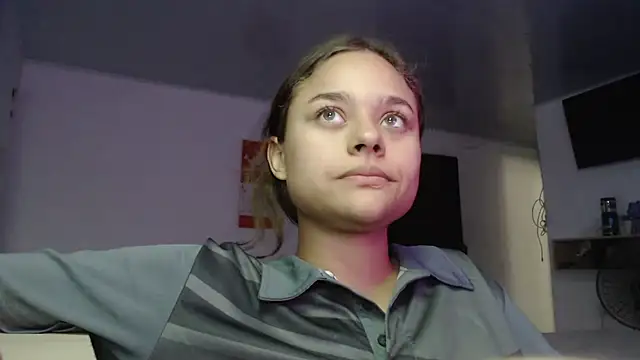 LittleCheerry69 online show from 03-11-26, 04:13