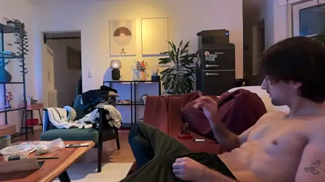 Snapshot of Passion-Frucht chatting on 10-16-25, 10:44 Passion-Frucht online show from 10-16-25, 10:44