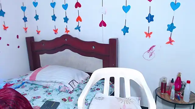 lorenacapelli online show from 04-16-26, 09:26