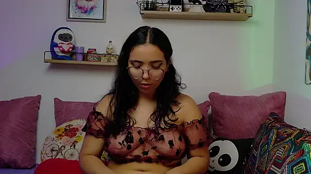 LucyDerby online show from 11-14-25, 12:20