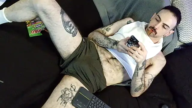 hungbot online show from 04-15-26, 02:29