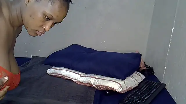 Bellabootie online show from 10-23-25, 11:14