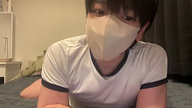 Snapshot of tora3220 chatting on 05-21-26, 01:40 tora3220 online show from 05-21-26, 01:40