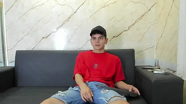 liam coleman25 online show from 12-23-25, 05:38