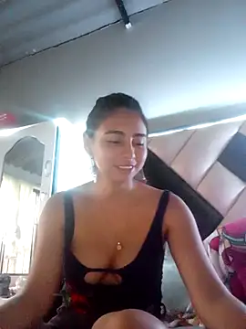 NileveSantanna online show from 09-27-25, 09:09