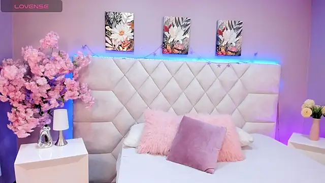 Charlotte hall  online show from 03-03-26, 03:23