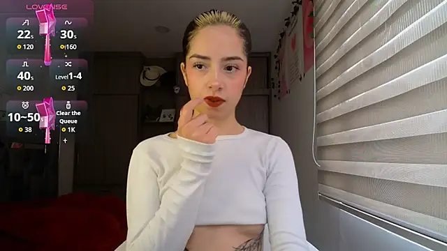 Kittyross online show from 02-17-26, 04:02