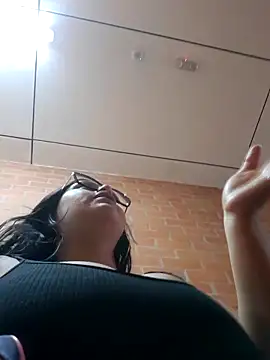 carly crazy student online show from 09-29-25, 09:52