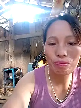 Sera sexy01 online show from 10-19-25, 08:15