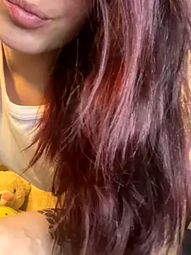 came lia1 online show from 10-30-25, 02:46