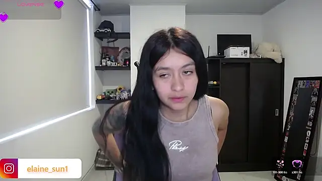 Snapshot of elaine_sun1 chatting on 05-08-26, 08:36 elaine sun1 online show from 05-08-26, 08:36