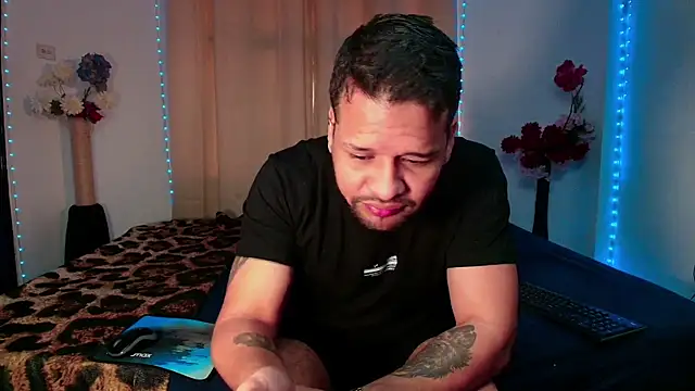 LucasGaeel online show from 04-12-26, 12:54