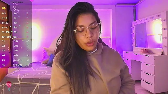 kloe28 online show from 02-14-26, 03:58