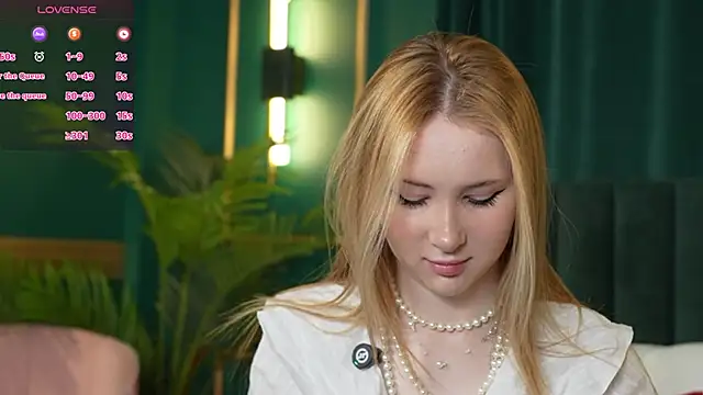 LiraKink online show from 04-08-26, 04:12