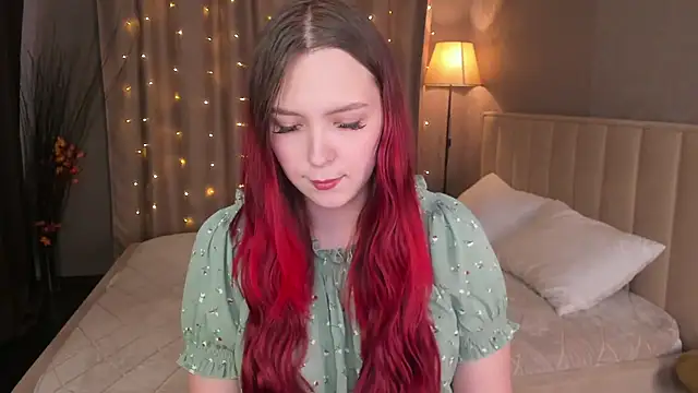 Snapshot of Monica__Queen chatting on 10-13-25, 05:29 Monica Queen online show from 10-13-25, 05:29