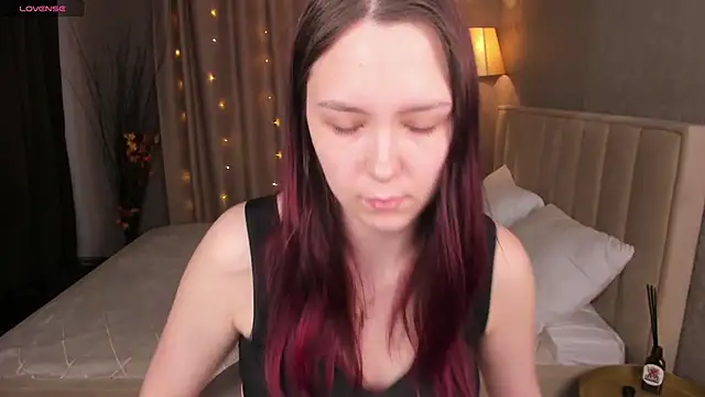 Monica  Queen online show from 04-20-26, 05:32