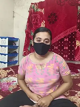 Love Queen11 online show from 12-19-25, 02:57