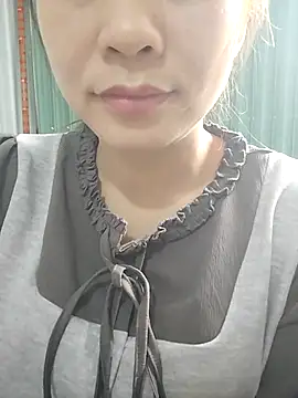 Girl Shy2000 online show from 11-10-25, 02:32