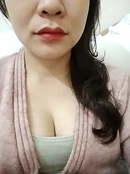 Girl Shy2000 online show from 02-10-26, 02:04