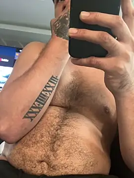 Moisesjrtapia online show from 11-19-25, 10:21