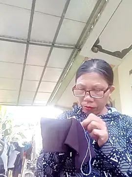 bella-bae online show from 10-12-25, 12:42