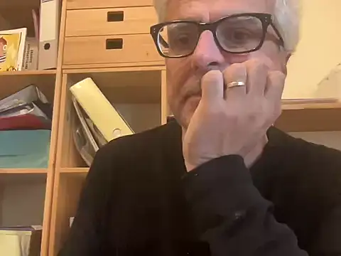 Snapshot of chtentation chatting on 03-31-26, 03:12 chtentation online show from 03-31-26, 03:12