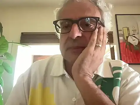 Snapshot of chtentation chatting on 05-12-26, 03:31 chtentation online show from 05-12-26, 03:31
