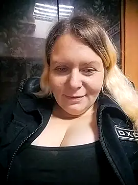 Fiona696 online show from 10-05-25, 05:50