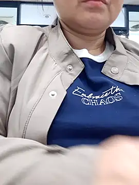 Kimkhaepretty online show from 02-27-26, 06:02