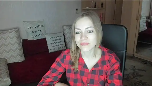 Tiffany Bates online show from 03-09-26, 03:32