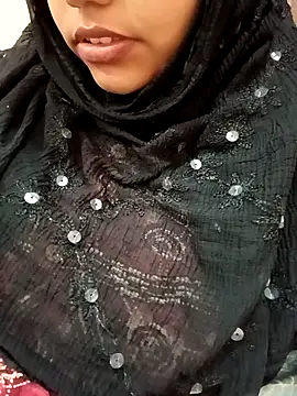 Miss Rose   online show from 10-28-25, 05:55