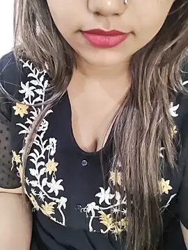 Miss Rose   online show from 11-15-25, 04:43