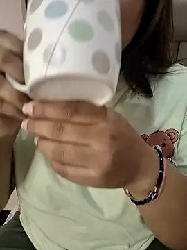 Miss Rose   online show from 03-28-26, 04:45